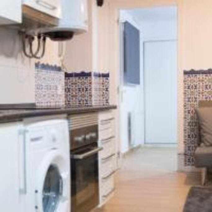 Apartamento Sotano En Gran Via Madrid Exterior photo